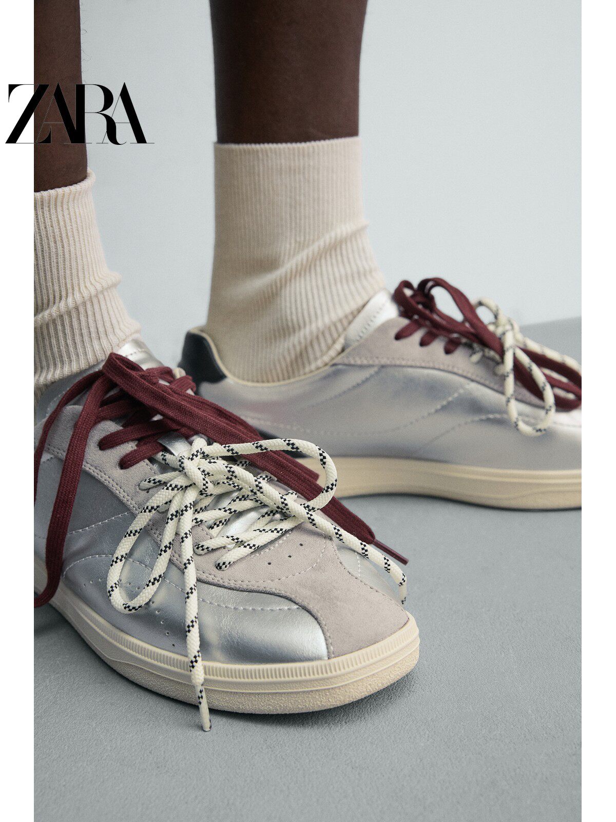 ZARA 2026 Verão Novo Sapatos Masculinos Retro com Detalhes Metálicos, Cadarço Duplo e Leves 2202820 808