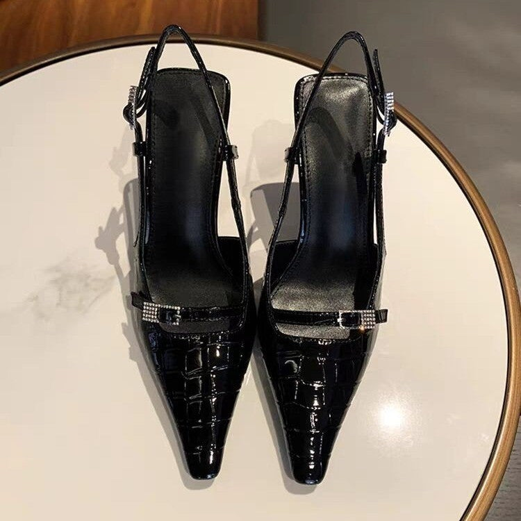 Novas sandálias de salto alto com bico pontiagudo e padrão europeu e americano para mulheres, salto agulha, sapatos elegantes de costas sem costas fechadas, estilo europeu e americano