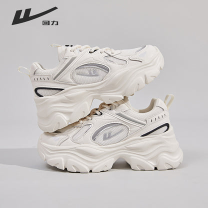 Sapatos femininos Warrior respiráveis e de sola grossa, sapatos simples de pai, sapatos de estudante pequenos, frescos e enérgicos, sapatos casuais da moda