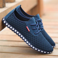 Sapatos de malha de verão para homens, sapatos preguiçosos respiráveis, sapatos de malha com sola macia para homem de verão, sapatos casuais masculinos, sapatos antigos de tecido de Pequim