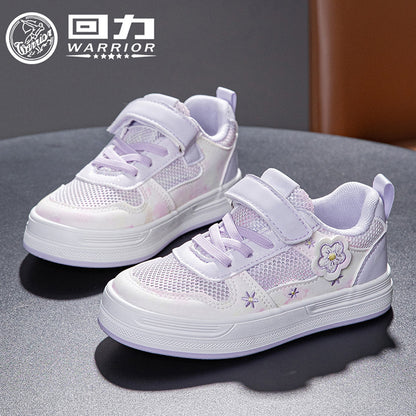 Os novos sapatos versáteis e confortáveis para raparigas da Warrior, sapatos energéticos e fofos e respiráveis de malha simples, ténis desportivos casuais de exterior com velcro
