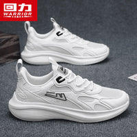 Sapatos de malha Warrior, leves, respiráveis e modernos, sapatos versáteis de sola grossa com atacadores degradados, novos ténis desportivos casuais para homens
