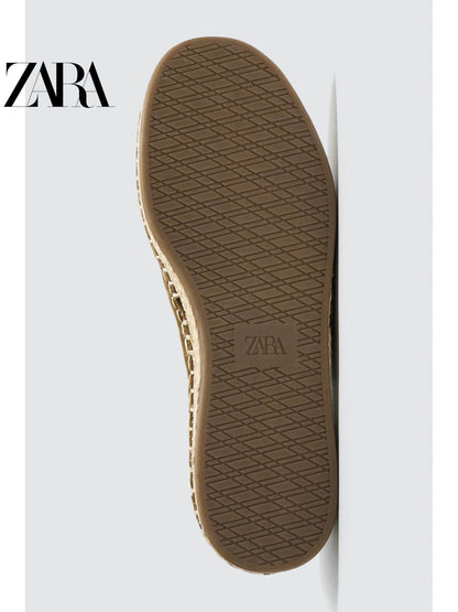 Sapatos masculinos ZARA Primavera/Verão 2026, acabamento em camurça, bico redondo, modelo Derby, código 2455720 700