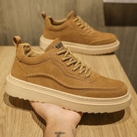 Sapatos Masculinos da Primavera 2025: Novos Sapatos Respiráveis, Sapatilhas Desportivas Masculinas Versáteis Modernas com Sola Grossa, Ténis Casuais, Sapatos de Pele, Sapatos Modernos