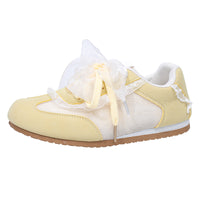Os novos sapatos de treino morais de moda versáteis com sensação de design da Warrior, sapatos coreanos de primavera de alto valor, sapatos simples de mulher simples com blocos de cor