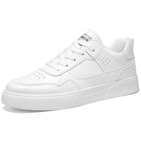 Sapatos Masculinos de Verão 2025: Novos Sapatilhos Brancos Respiráveis, Ténis Modernos e Versáteis para Estudantes, Sapatos de Tábua Casuais, Sapatos Modernos