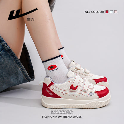 Os novos ténis femininos de velcro baixo da Warrior, sapatos casuais versáteis e modernos, sapatos simples com blocos de cor estilosos