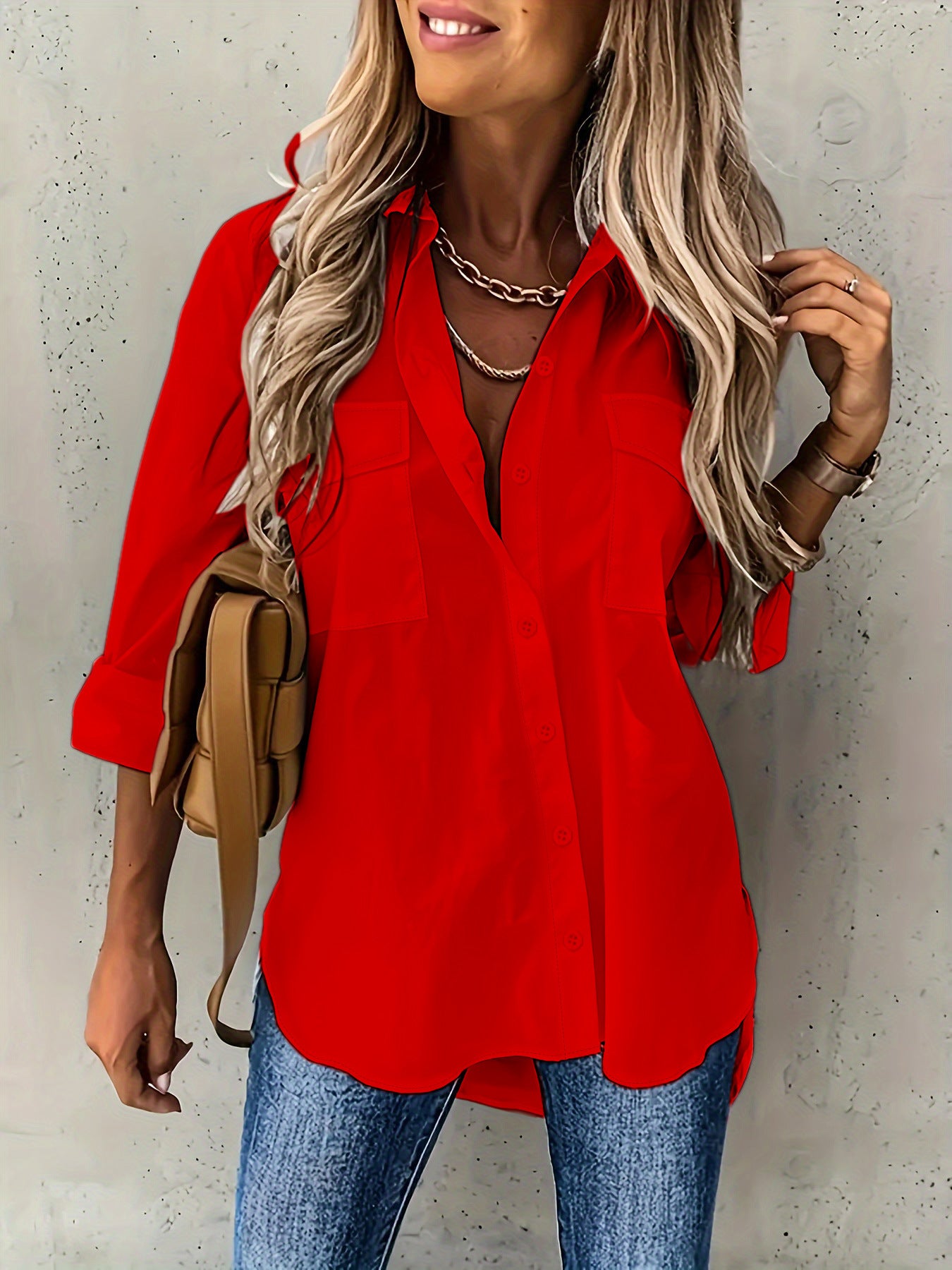 Nova camisa feminina feminina europeia e americana 2024 versátil de bolso, bolso solto, manga longa e gola virada para baixo