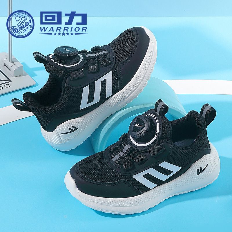 Os novos sapatos versáteis e simples para rapazes e raparigas da Warrior, ténis desportivos de exterior modernos e estilosos, sapatos coreanos de malha com botões, adesivo frio