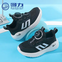 Os novos sapatos versáteis e simples para rapazes e raparigas da Warrior, ténis desportivos de exterior modernos e estilosos, sapatos coreanos de malha com botões, adesivo frio