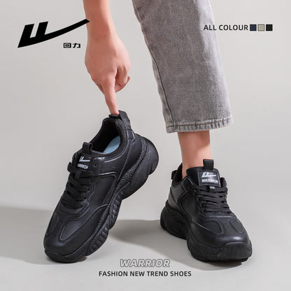 Warrior em pele baixa, sapatos masculinos confortáveis e versáteis de peça única, sapatos pretos com blocos de cor, estilo alto, sapatos de plataforma modernos e modernos