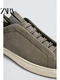 ZARA Coleção Primavera/Verão 2026 - Tênis Masculino Leve com Cadarço e Detalhes em Camurça, 2240720 131