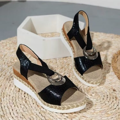 Sandálias femininas plus size europeias e americanas da Amazon WISH, decoração com fivela metálica, salto cunha de corda de cânhamo, sandálias leves com sola e bico de peixe
