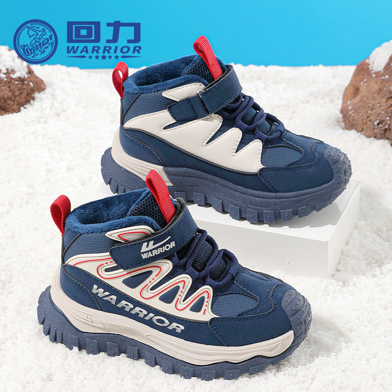 Sapatos de sola grossa às riscas azul guerreiro, sapatos novos de algodão quente para o inverno, sapatos casuais para rapazes e homens médios e grandes, adesivo frio de sola leve