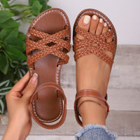 Comércio Externo Transfronteiriço 2025 Sandálias de Tira Chata com Tira Trançada para Mulheres, Branca, Preta, Castanha