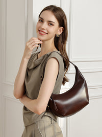 Sacos, sacos de bolinhos de nicho coreano, malas femininas na moda na primavera/verão sob as axilas, malas cross-body de grande capacidade, croissants de ombro único