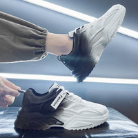 Sapatilhas de Homem 2024 Primavera Novas Sapatilhas Desportivas da Moda Sapatilhas Casuais Versáteis Casuais de Corrida Respiráveis para Homens