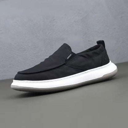 Sapatos de Homem 2025 Outono Novos de Lona de Sola Grossa Sapatos Casuais de Tecido Masculino Confortáveis Calçados de Tecido Preguiçosos Versáteis Versáteis