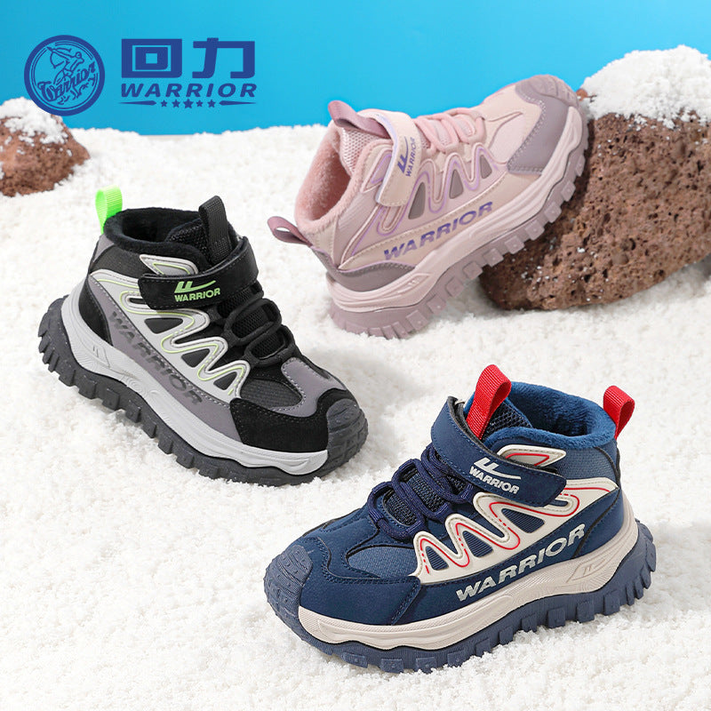 Sapatos de sola grossa às riscas azul guerreiro, sapatos novos de algodão quente para o inverno, sapatos casuais para rapazes e homens médios e grandes, adesivo frio de sola leve
