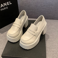 Sapatos franceses pequenos de couro para mulheres, saltos extra altos, novas sapatilhas vintage JK primavera/outono 2025, mocassins plataforma com plataforma, estilo moderno