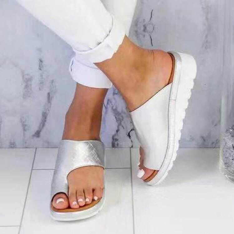 Comércio Estrangeiro Sapatilhas de Pele Exterior de Mulher Exterior de Tamanho Grande Sandálias de Salto Cunha sobre a Ponta Exterior Calçado Feminino de Comércio Exterior Feminino Plus Size em Stock 40-43