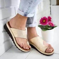 Comércio Estrangeiro Sapatilhas de Pele Exterior de Mulher Exterior de Tamanho Grande Sandálias de Salto Cunha sobre a Ponta Exterior Calçado Feminino de Comércio Exterior Feminino Plus Size em Stock 40-43