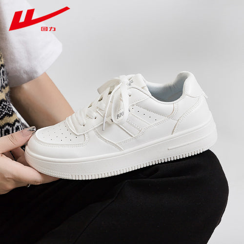 Warrior de cor sólida ténis brancos simples de sola grossa, sapatos de estudante na moda e na moda e versáteis, sapatos desportivos casuais para mulheres