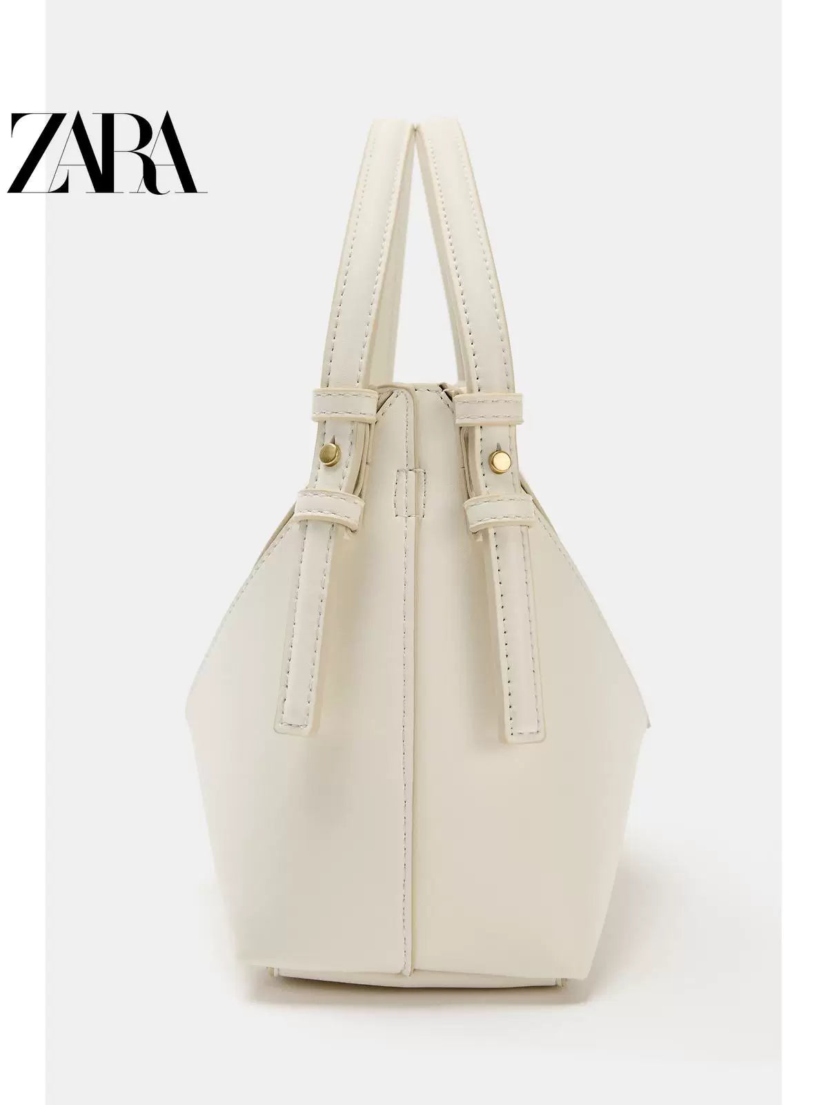 Bolsa feminina ZARA, lançamento da coleção verão 2026, com detalhes em costura, modelo mini com cordão e opção de bolsa transversal, código 6107810 719