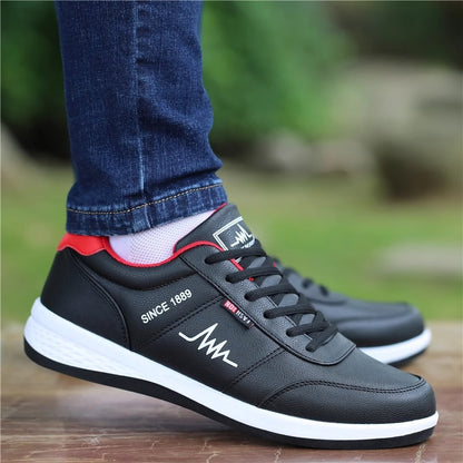 Sapatos masculinos de verão transfronteiriços de 2025, tênis de corrida para estudantes de esportes e lazer, adolescentes masculinos, meninos, seguro de trabalho, sapatos de tabuleiro masculinos