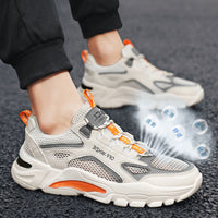 Sapatos de Homem 2024 Novos Sapatos de Rede de Rede Ocos de Verão Respiráveis Sapatilhas Desportivas Casuais Veráteis para Homens